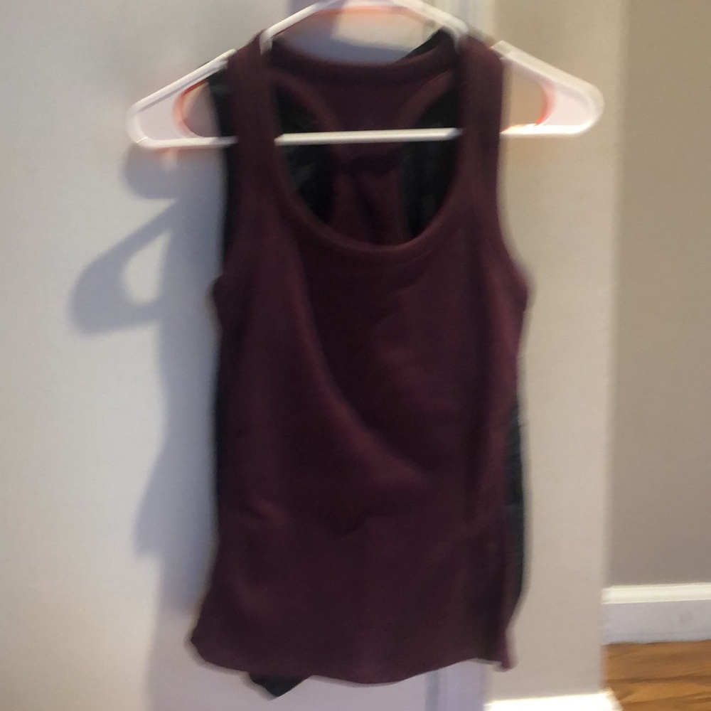 Alo Racerback Tank with insert padding - Picture 3 of 3